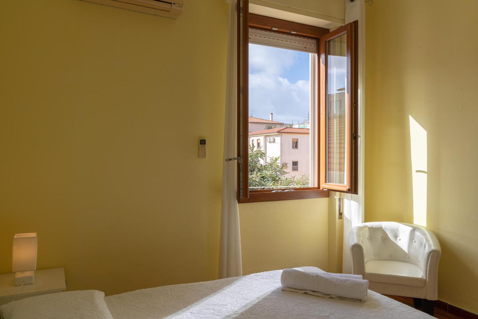 Apartments Via Spano Alghero Bagian luar foto