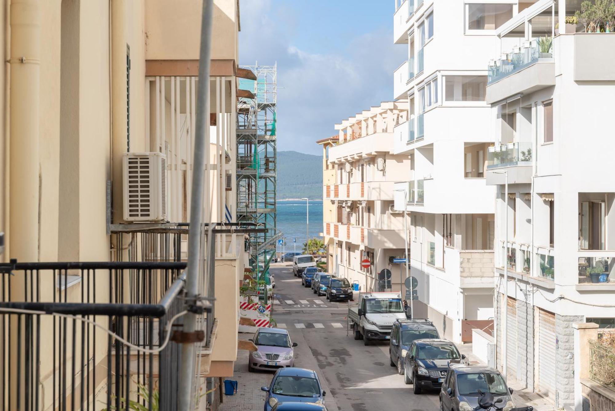 Apartments Via Spano Alghero Bagian luar foto